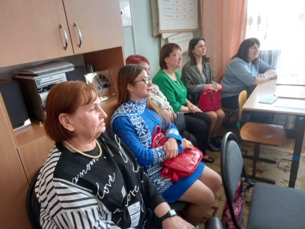 16 марта преподаватели Мостовской ДШИ посетили специализированную детскую музыкальную школу слепых и слабовидящих детей в Армавире.